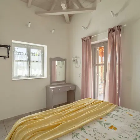 Ferienhaus Electra Stoúpa